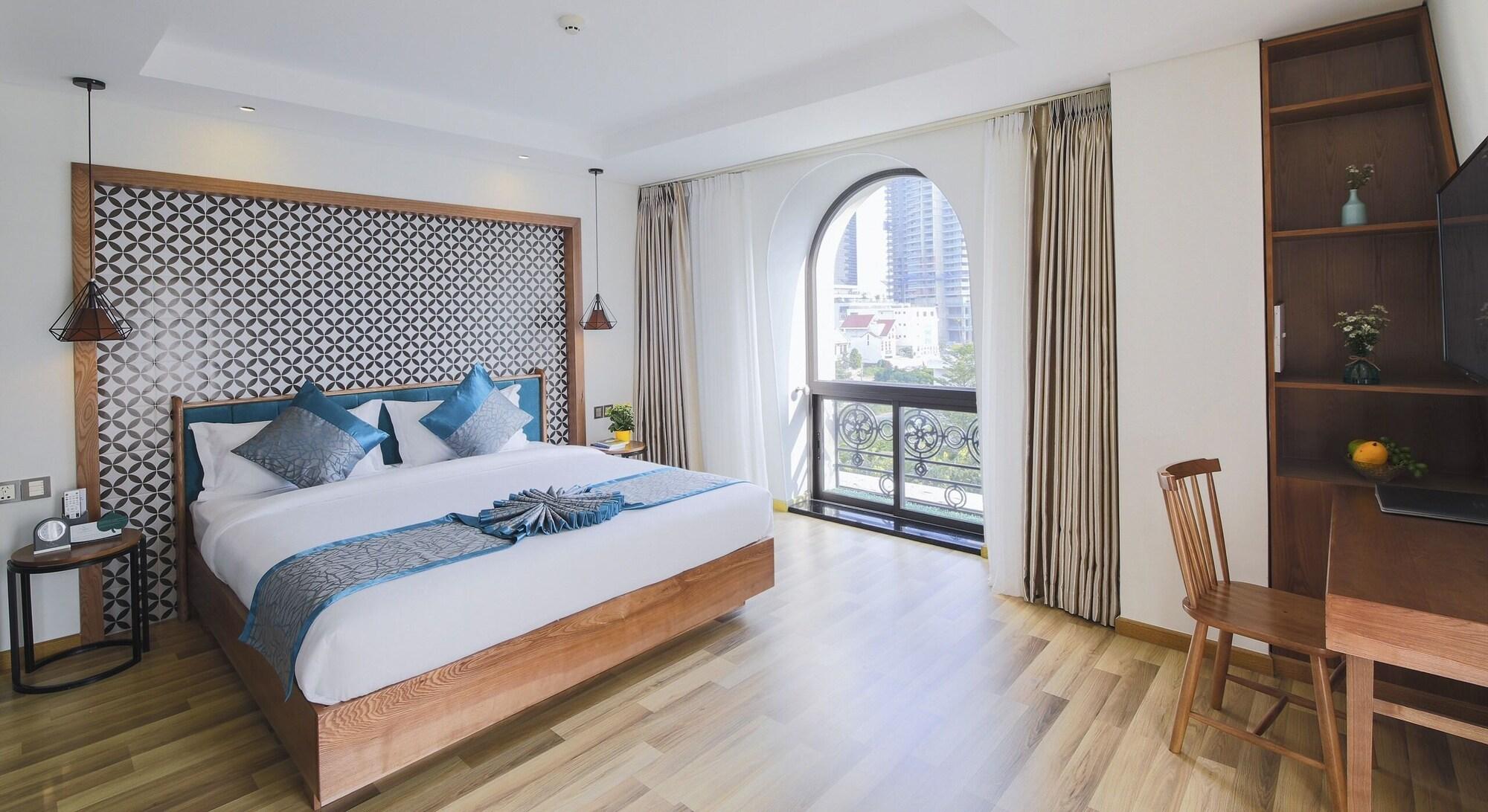 Capital O 781 Brilliant Majestic Hotel Danang Exterior photo