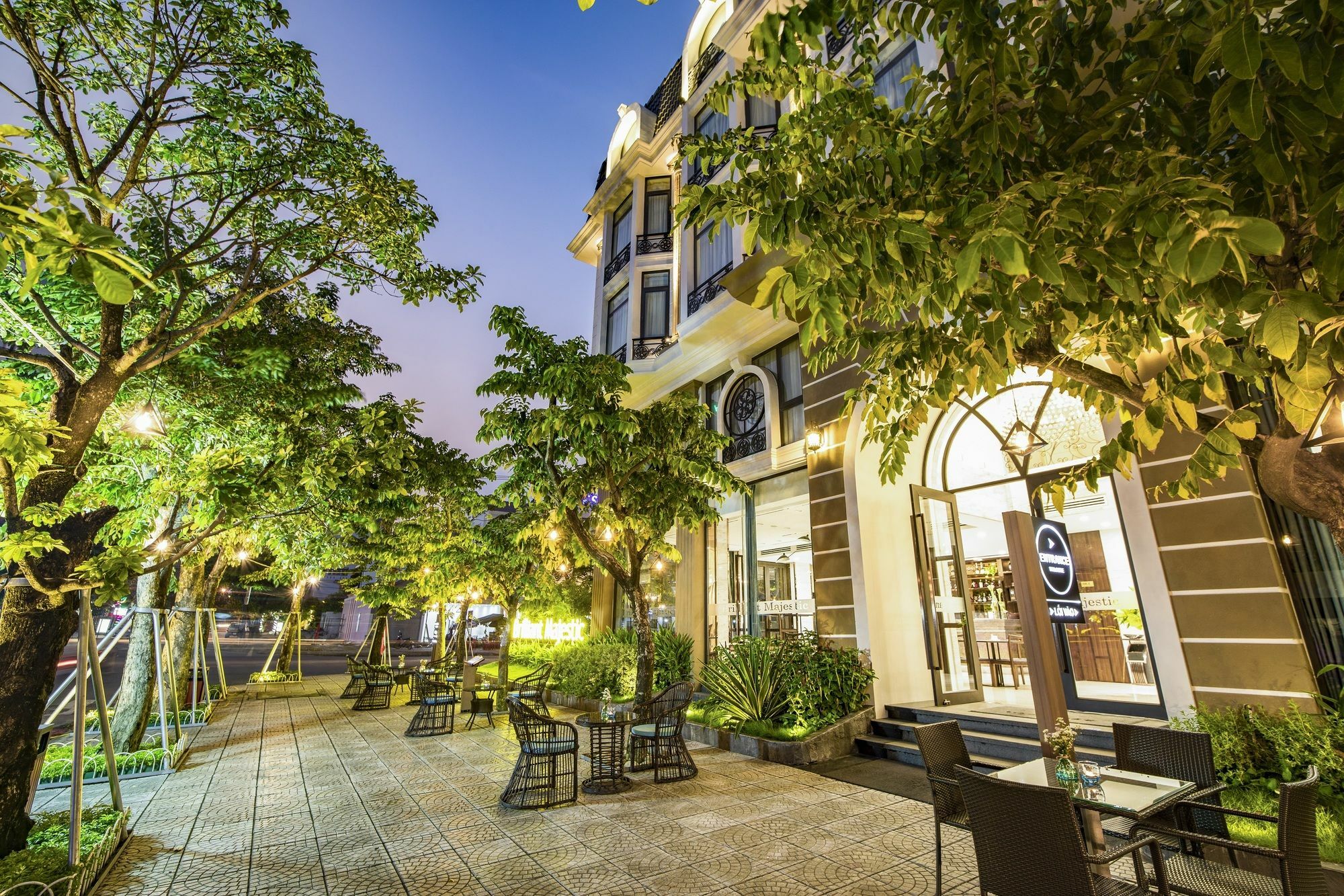 Capital O 781 Brilliant Majestic Hotel Danang Exterior photo