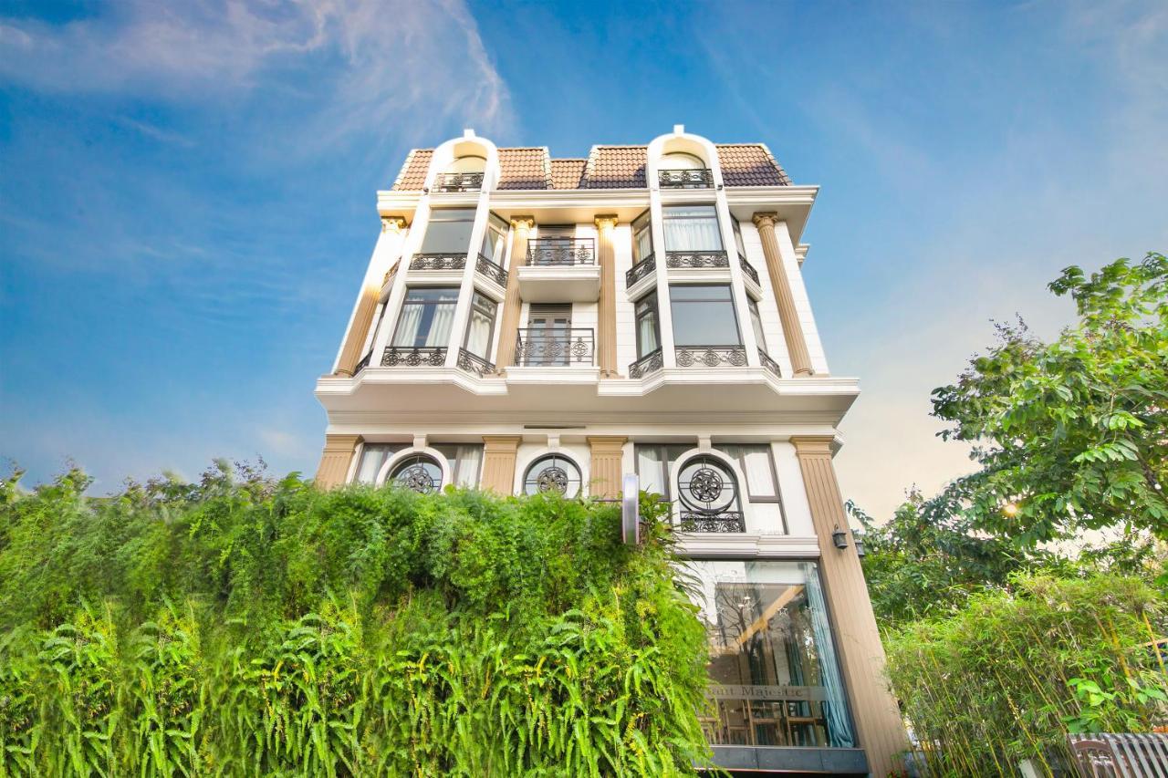 Capital O 781 Brilliant Majestic Hotel Danang Exterior photo